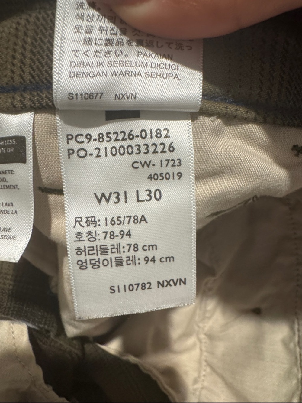 Levi's Men's Plaid XX Chinos - Black and Brown - Picture 5 of 5
